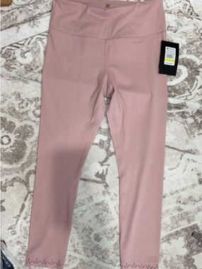 GAIAM Dusty Rose High-Waist Leggings with Laser-Cut Scallop New with Tags!